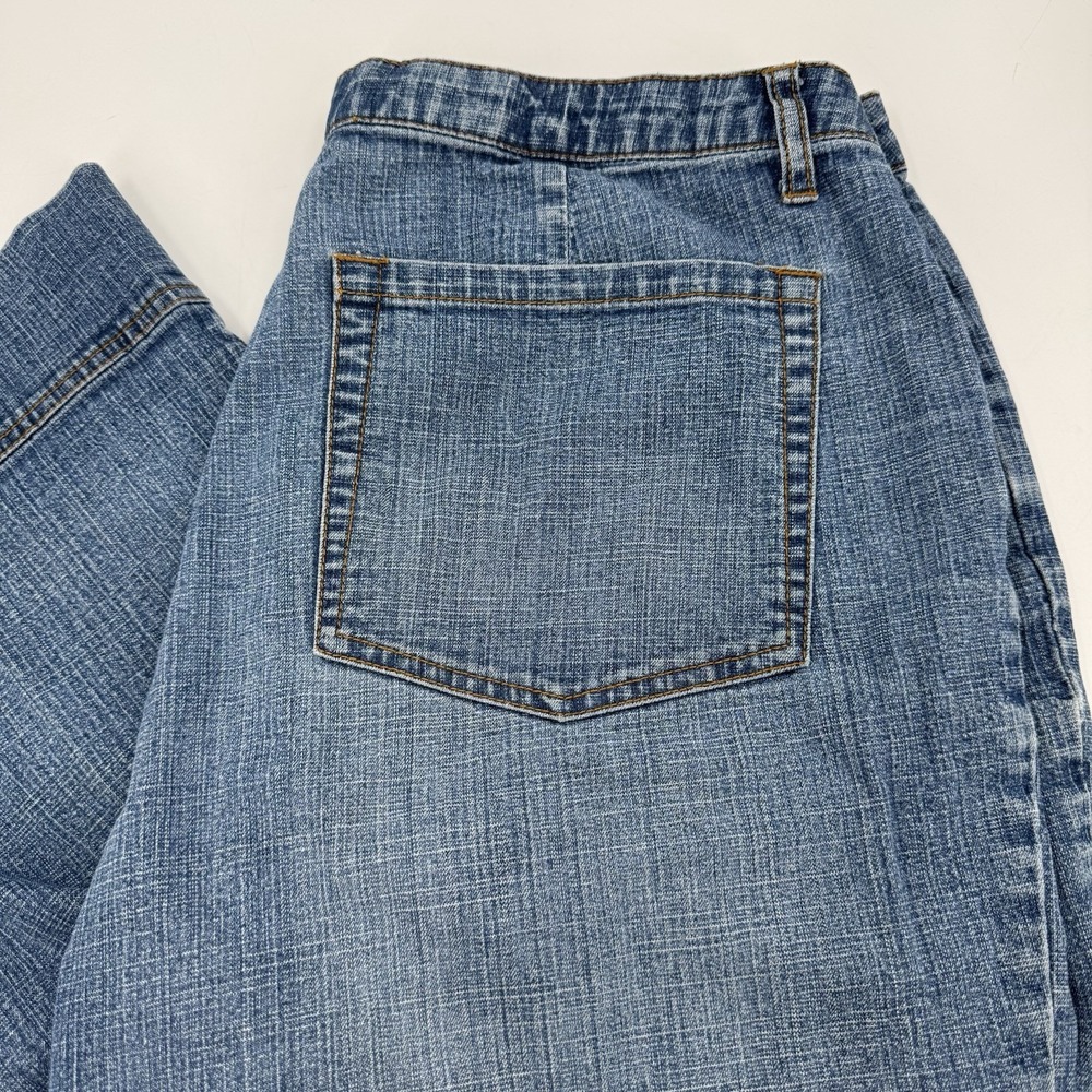 Coldwater Creek Capri Women's size 12 Medium Wash Blue Denim jeans - Picture 4 of 16